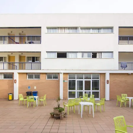 Inturjoven Хостел *